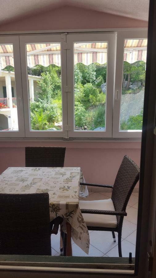 Vila Milenka Apartmani Drago Tučepi Eksteriør billede