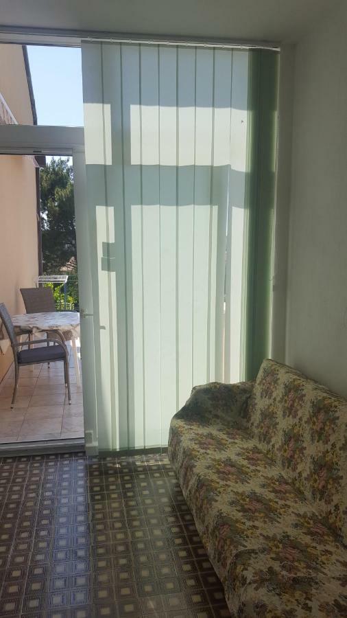 Vila Milenka Apartmani Drago Tučepi Eksteriør billede